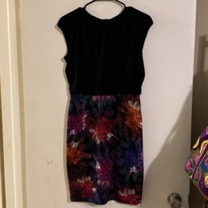 MAGGY LONDON Dress Size 2P